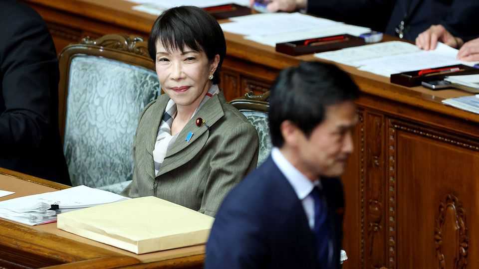 日本主流在野党陷入混乱与溃败
